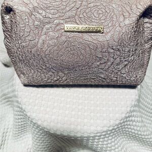 New Vince Camuto Cosmetic Bag Large zipper closure velvety creamy glow exterior